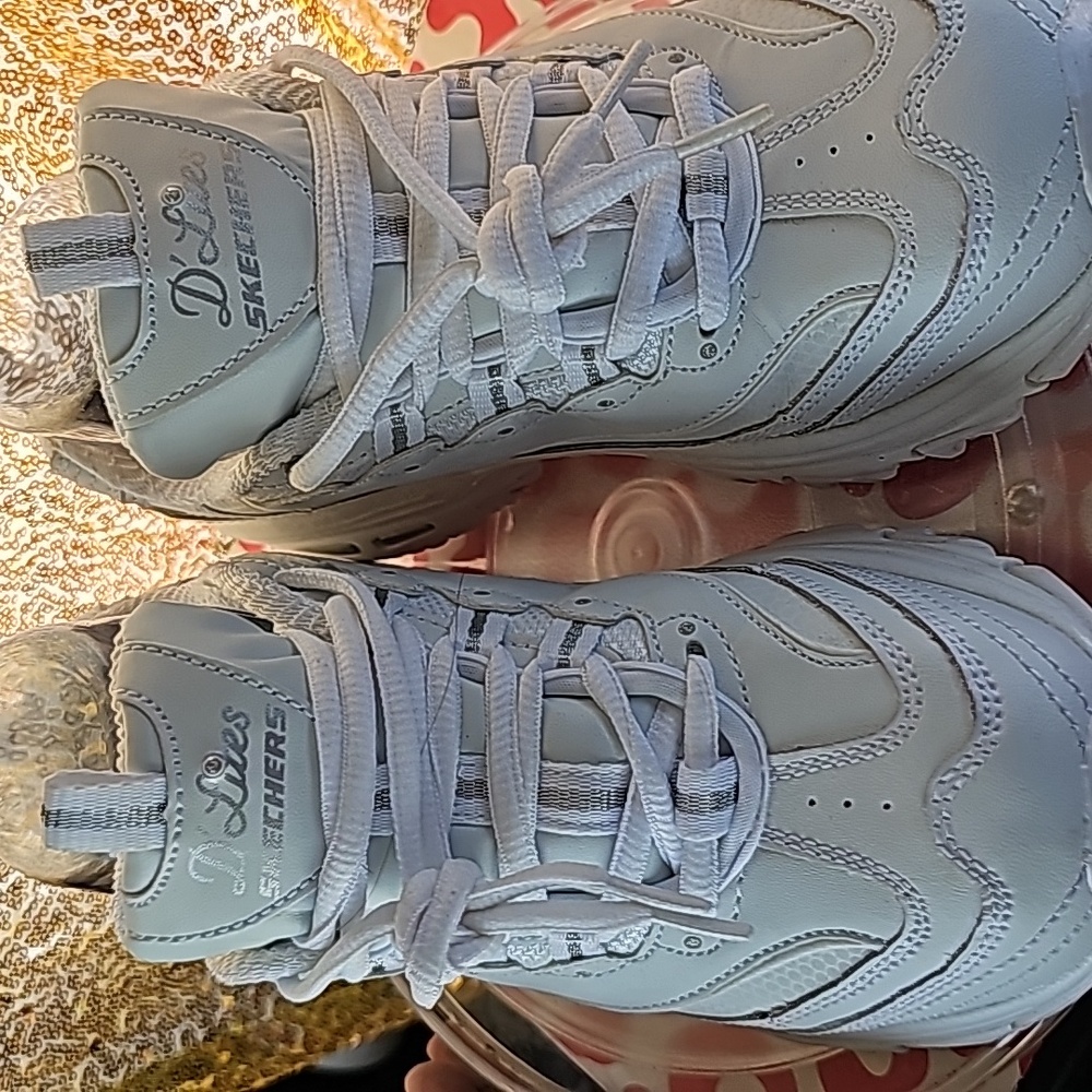 B Skechers D-Lites-New Scene White Silver Women LifeStyle Casual Shoes - Picture 7 of 11